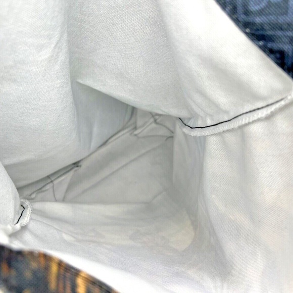 Fairyloot Blood And Ash by Jennifer Armentrout Fantasy Books Tote Bag - Picture 8 of 12